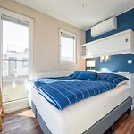 ספינת מלון Bright Base With Coastal Access