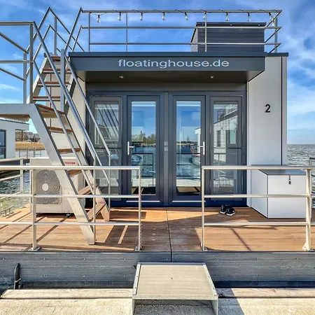 Hotel en barco Bright Base With Coastal Access Ribnitz-Damgarten