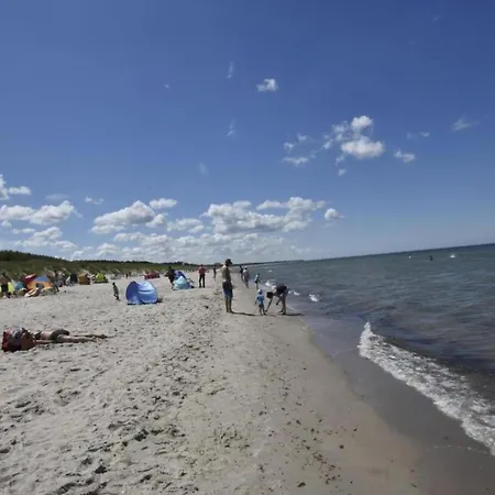 Hotel en barco Bright Base With Coastal Access *