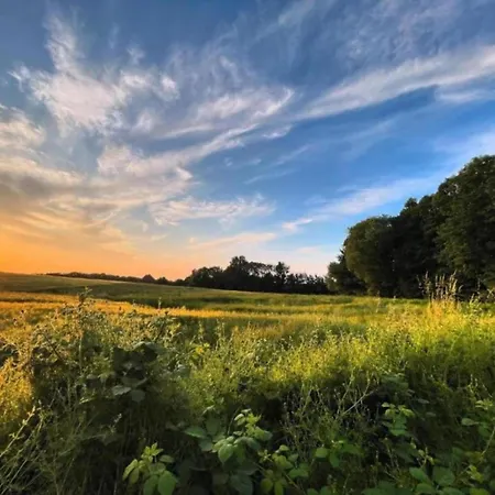 Bright Base With Coastal Access Hotel en barco